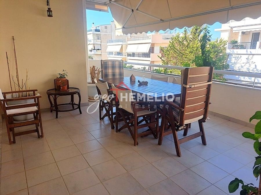 (Προς Πώληση) Κατοικία Οροφοδιαμέρισμα || Αθήνα Νότια/Γλυφάδα - 153 τ.μ, 3 Υ/Δ, 370.000€ 